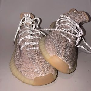 Men’s YEEZY boost pink